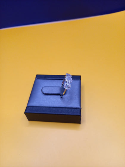Silver 3 Flower Band Ring Size-P
