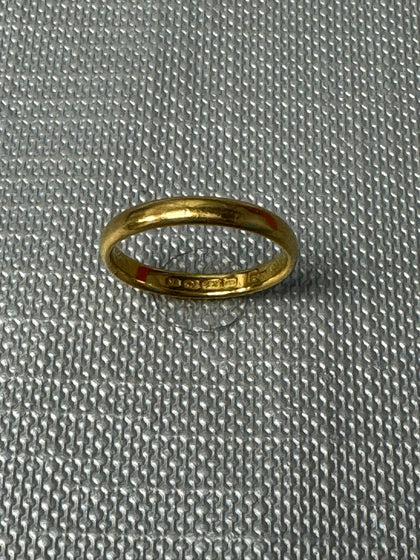 22ct Gold Band.