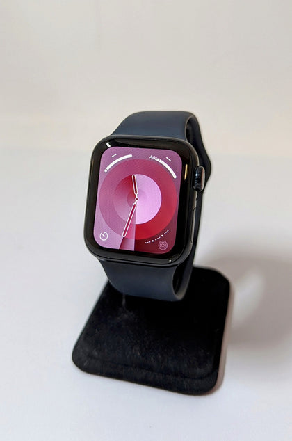 Apple Watch SE 2023 2nd Generation - 40mm - GPS + Cellular - S/M