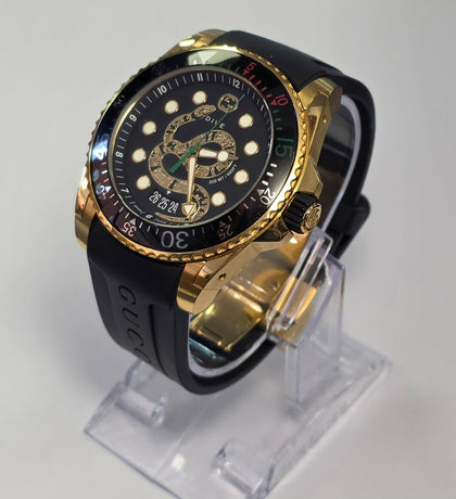 Gucci Dive Quartz Black Dial  Men’s Swiss Watch