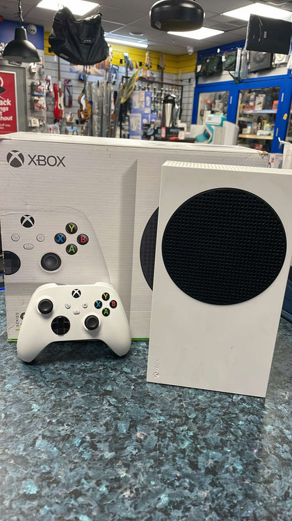 Xbox series s - Boxed