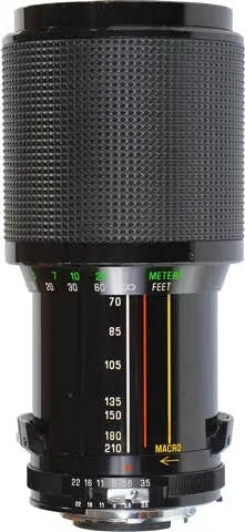 Vivitar 70-210mm f/3.5 Macro (Nikon).