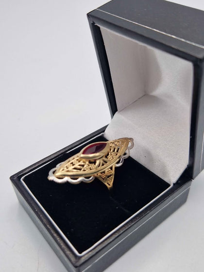 14ct Yellow And White Gold Marquise Red Gemstone Patterned Fancy Ring - Size R - 3.90 Grams