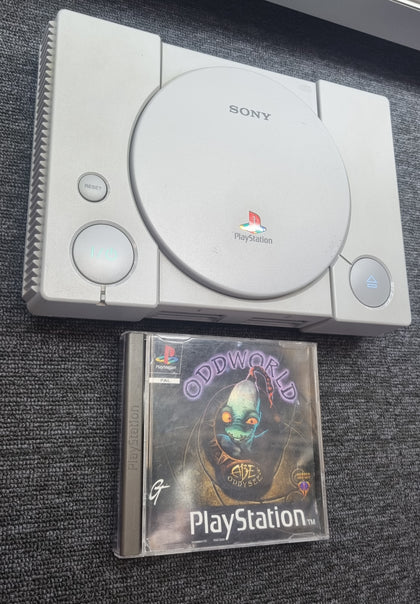 Playstation 1 Console + Oddworld game