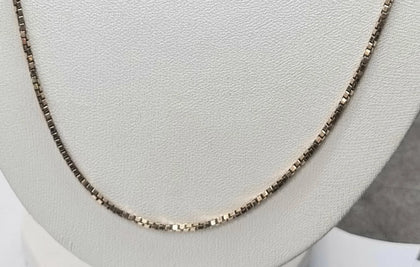 9ct Gold Box Chain 22