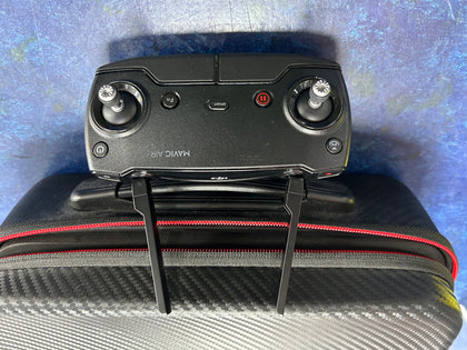 DJI Mavic Air (4k Camera) Foldable Quadcopter - Arctic White, B w/ case