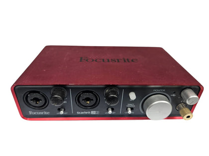 Focusrite Scarlett 2i2 Studio (2nd Gen) Audio Interface