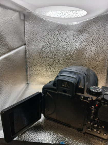Nikon Coolpix P900 with 83x wide optical lens