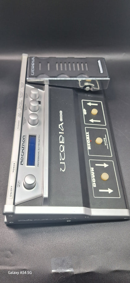 Rocktron Utopia 6100 Guitar Multi Effects Pedal unboxed