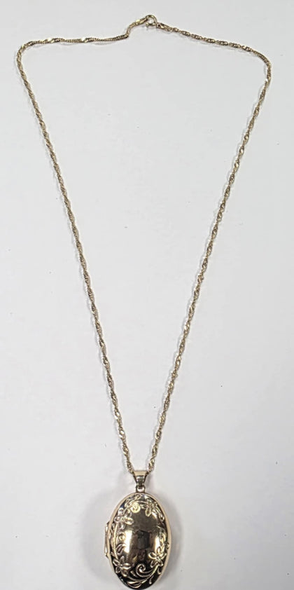 9ct Gold 18” Chain + Locket