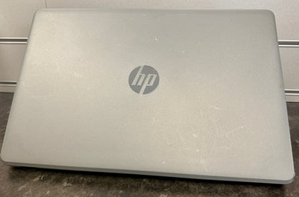 HP 15 Laptop win 10 home, 4gb ram, amd radeon r5, 917gb