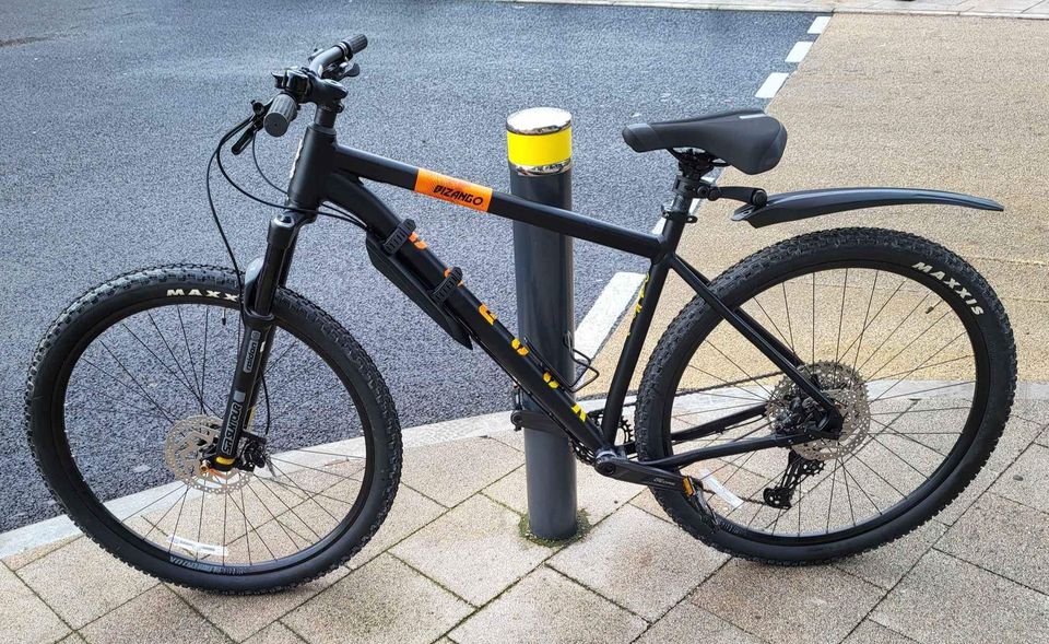 Voodoo Bizango Mountain Bike 11 Gears 29 Wheels Large Frame 20 Orange and Black Cash Generator