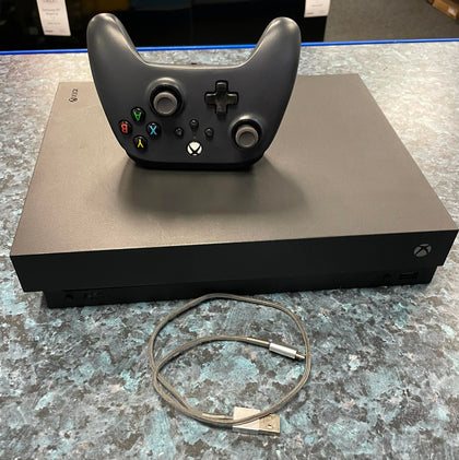 XBOX ONE X -500GB
