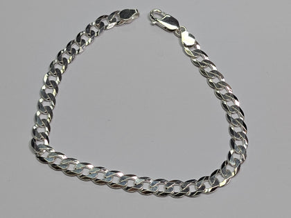 Brand new silver curb bracelet