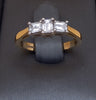 18ct Gold Ring Clear Stones 4.7g Size-M