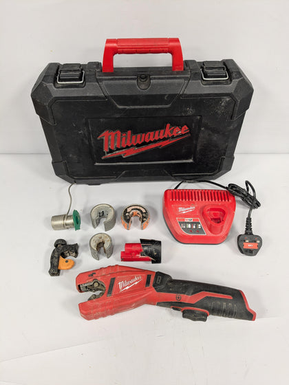 Milwaukee C12 pc 12V Compact Pipe Cutter