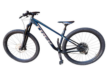 Trek Roscoe 8 Mountain Bike XL / Mulsanne Blue