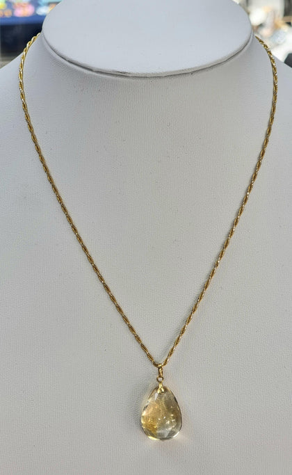 18ct Gold Necklace with Citrine Pendant