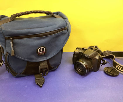 Fujifilm Finepix SL300 - Digital Camera - Compact - 14.0 MP - 720P - 30x Optical Zoom - Fujinon