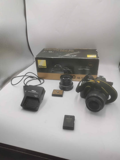 Nikon D3100 14M 18-55mm F/3.5-5.6G VR with extra lens and Charger/battery pack