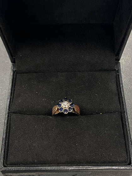 9ct Yellow Gold, With Sapphires, 2.60g