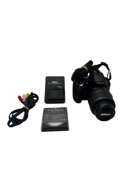 Nikon D5200 DSLR Camera 24.1MP with 18-55mm