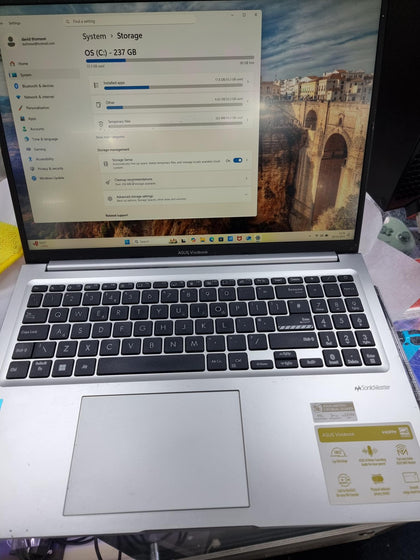 Asus Vivobook X1605/i3-1315U/ 8GB RAM/256GB SSD/16