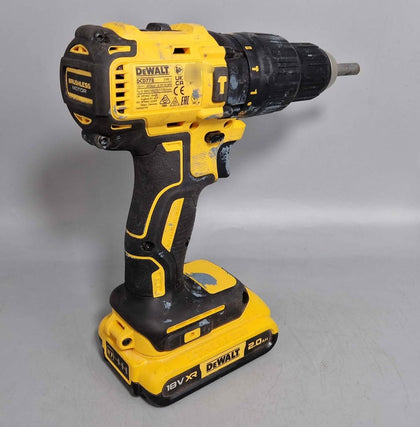 Dewalt combi drill with 2.0ah battery and charger, DCD778