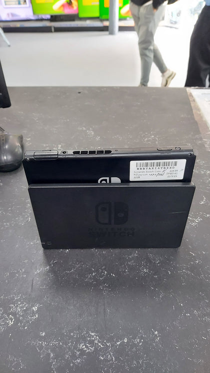 Nintendo Switch Console, 32GB Unboxed no joy con