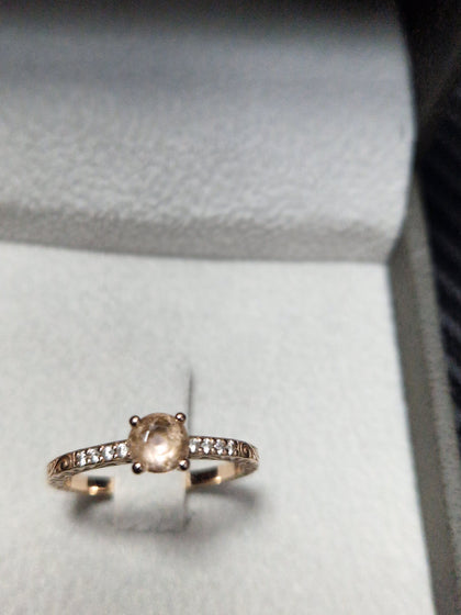 14CT Rose Gold stone ring