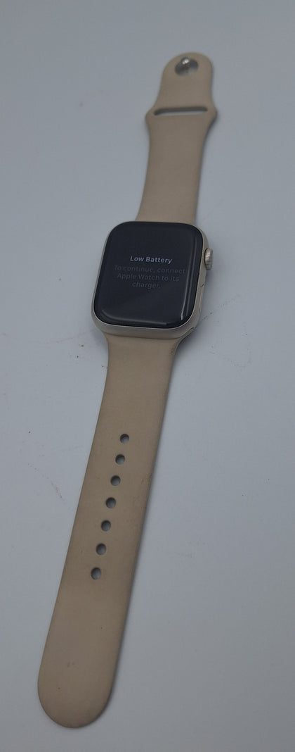 Apple Watch Series 8 GPS 45mm Starlight aluminium with original s/m apple strap boxed