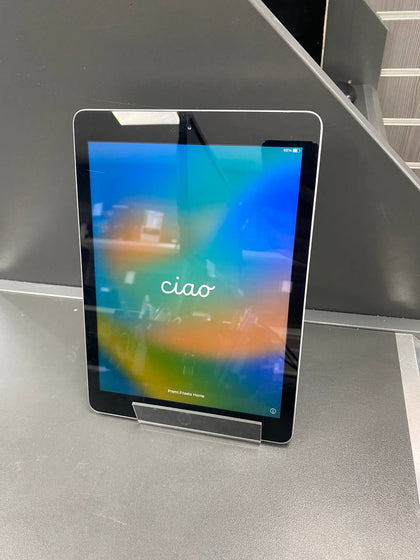 Apple iPad 5th Gen (A1822) 9.7