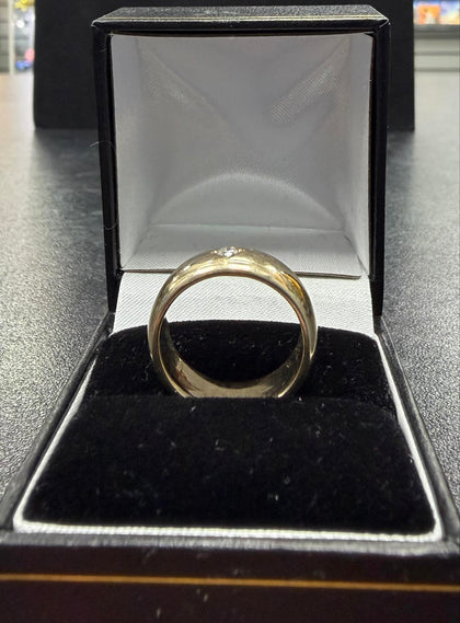 9ct Gold Wedding Band Ring, CZ Stone  (Size Q) 9.4g - Hallmarked