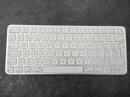 Apple Magic Keyboard (A2450) - Silver