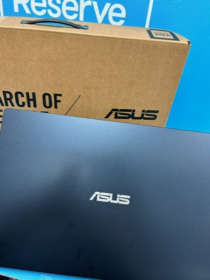 Asus Laptop - 64GB SSD - 4GB RAM - Boxed.