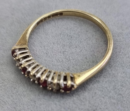 9ct Gold Diamond /Ruby Ring 