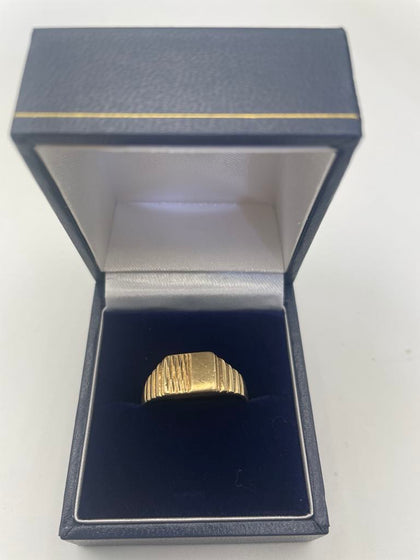 9ct gold ring