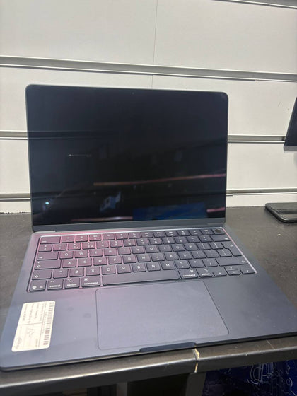 MacBook Air 16,12/M4 (10-CPU 8-GPU)/16GB/256GB SSD/13