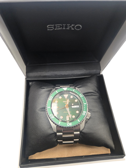 Seiko 5 Sports Men's Automatic Green Bracelet Watch SRPD63K1
