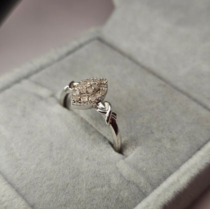 9ct White Gold Ring Size L 1/2