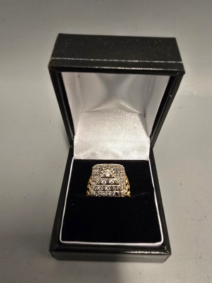 9ct Gold Ring 375 7.9G Size O