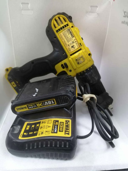 Dewalt DCD776 18v Drill , with charger and battery