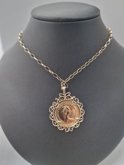 Gold Necklace and Pendant 9ct 6.9G with Sovereign 22ct 8G 18'' in Length