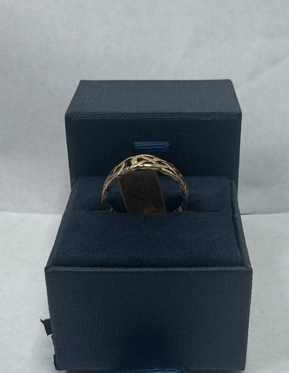 3.2g 9ct Celtic Knot  Band Ring - Size S - **Hallmarked**