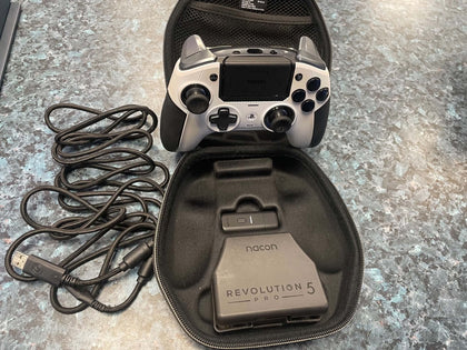 Nacon Revolution 5 Pro White Wireless Controller w/All Parts