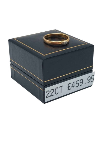 22CT Yellow Gold Ring W/ Stone, Fully Hallmarked, 3.7g, Size:Q, Boxed