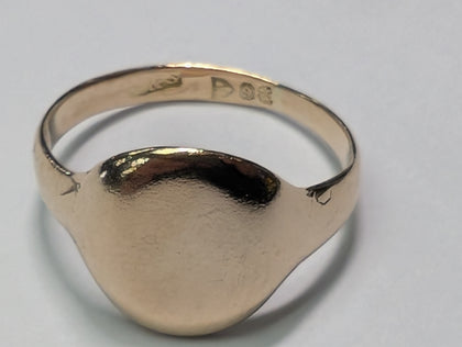 9ct Gold Signet Ring - Size O
