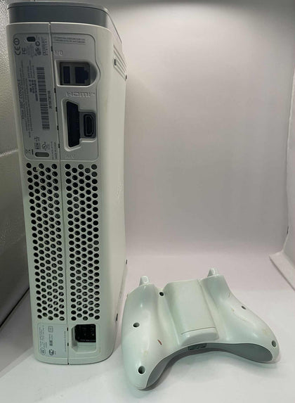 XBOX 360 AND CONTROLLER