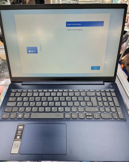 Lenovo IdeaPad 3 15IAU7 Intel Core