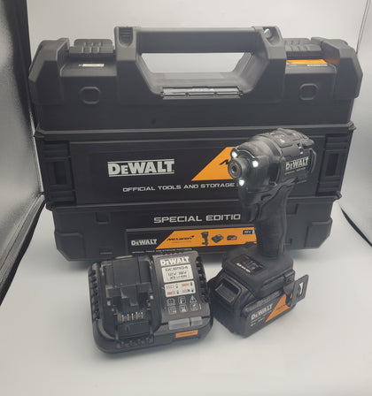 **special edition** Dewalt mclaren F1 DCF86MM1T Impact Driver with 18v battery and charger in carry case